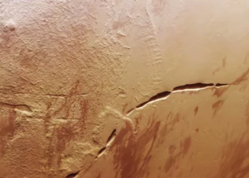 تصاویر شگفت‌انگیز از گودال‌های مریخ توسط فضاپیمای Mars Express