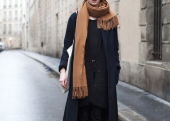 با مانتو های تیره چه شال هایی ست کنیم؟